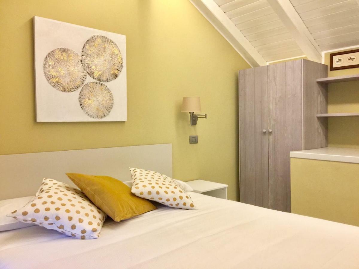 Iris 2 Lago Di Como Dongo Eksteriør billede